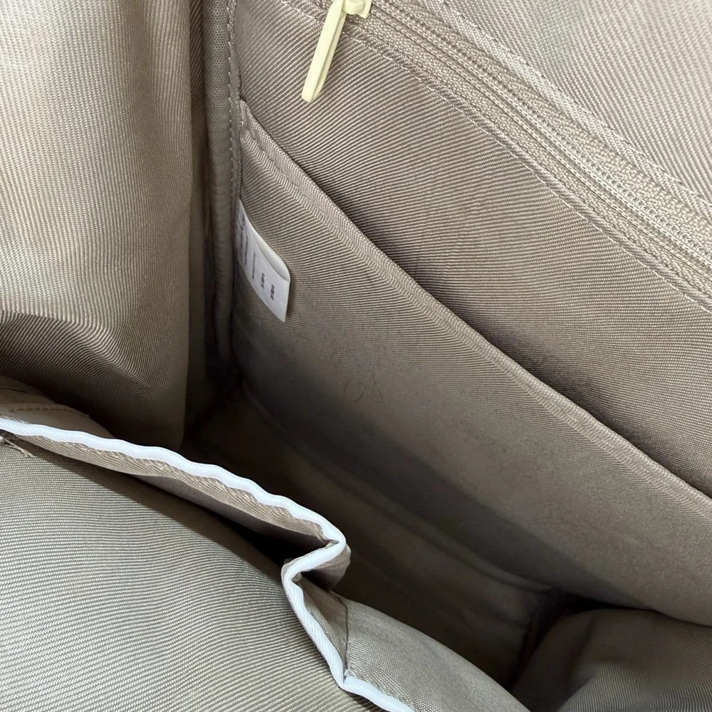 ZGO Tide Color X Sanrio Cinnamonroll Collab Sweet Planet Series Backpack - Picture 4 of 14